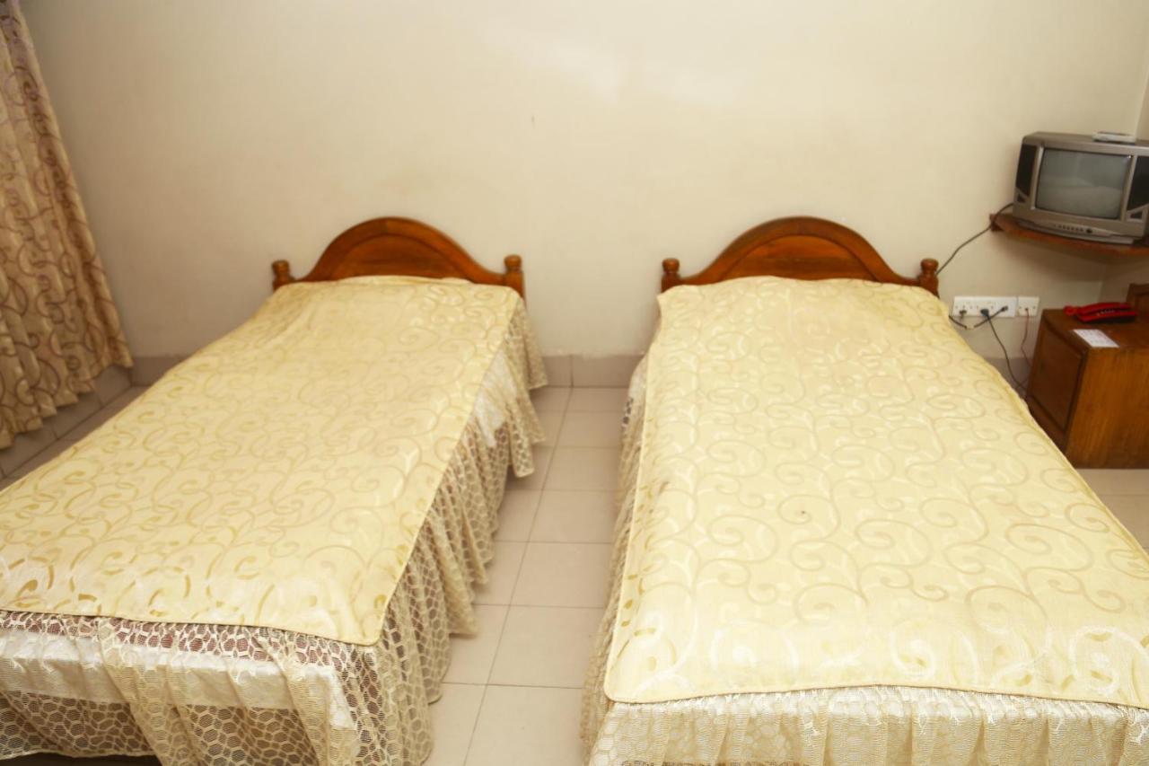 Hotel Golden City Sylhet Bagian luar foto